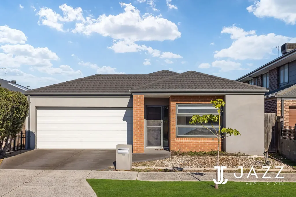 Featherbrook Estate Property for Lease