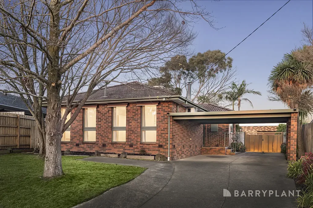 Coldstream 5部屋 Renovate, Reimagine or Rebuild on 941sqm.