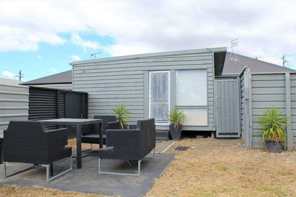 FURNISHED 1 BEDROOM STUDIO WITH ALL UTILITIES INCLUDED