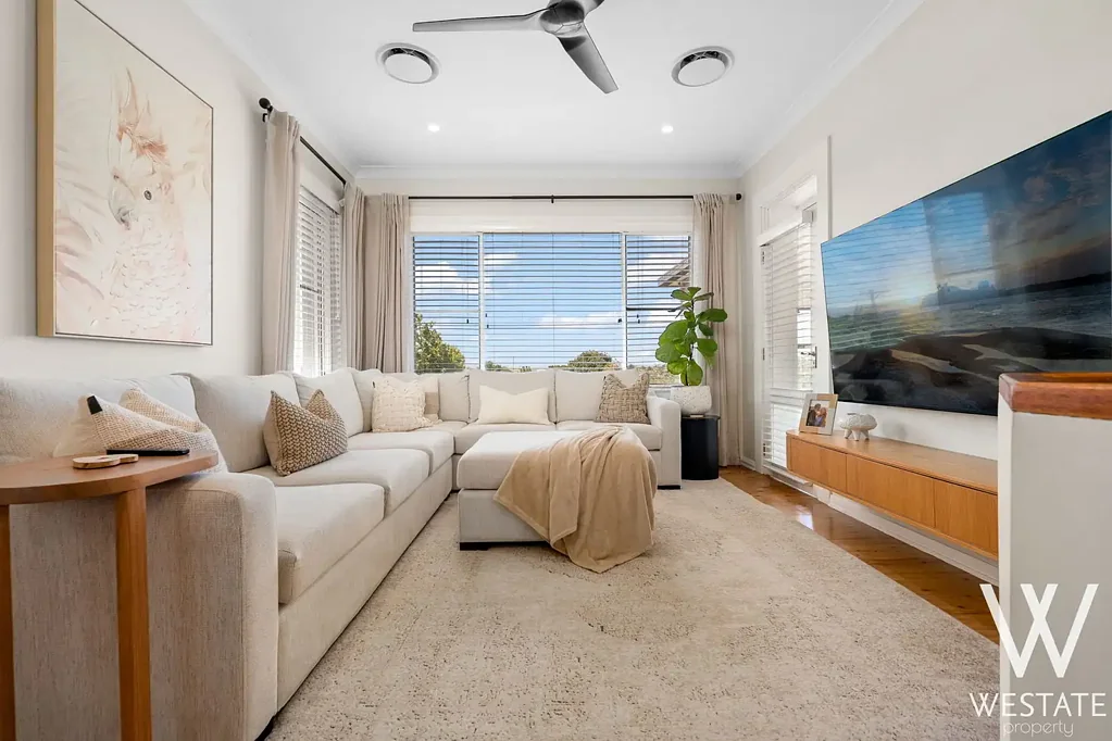 237 Peel Street, West Bathurst, NSW 2795