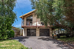7 Mermaids Walk, Cape Paterson