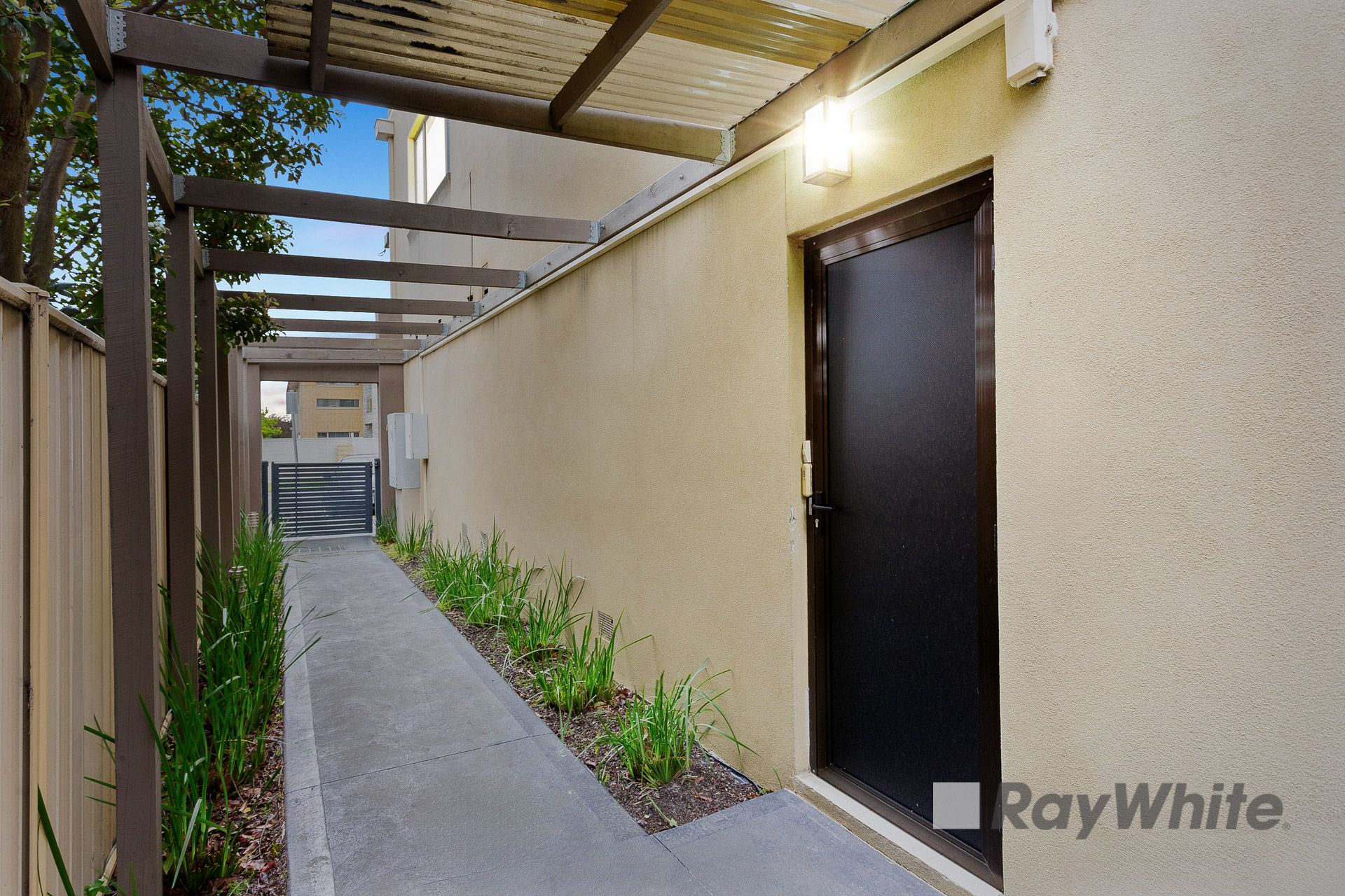 UNIT 2 104 HERBERT ST, DANDENONG VIC 3175, 0 Schlafzimmer, 0 Badezimmer, Unit