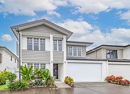 165/96 Village Way, Little Mountain