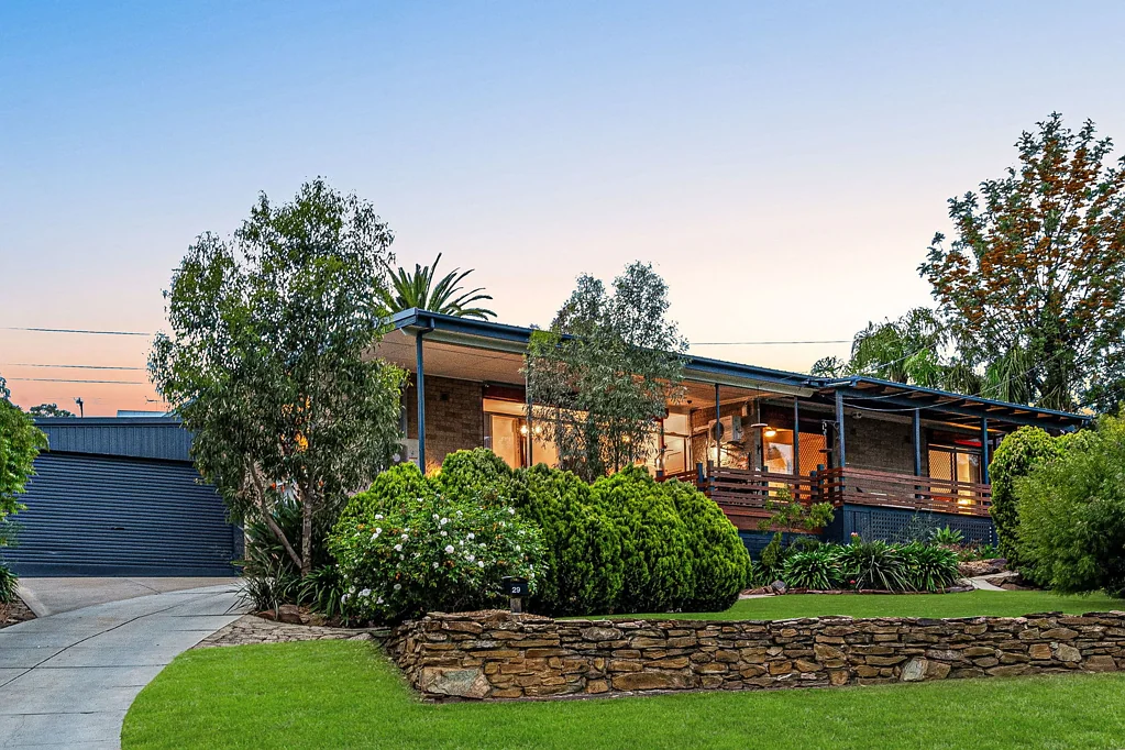29 Gwender Terrace, Para Hills, SA 5096