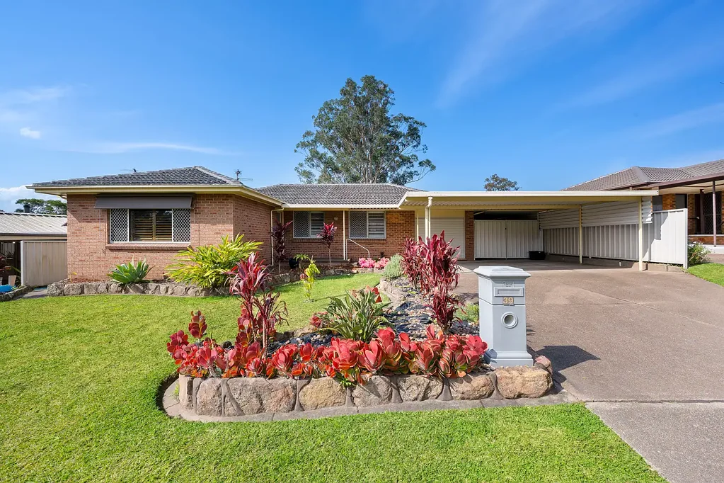 39 John Arthur Avenue, Thornton, NSW 2322