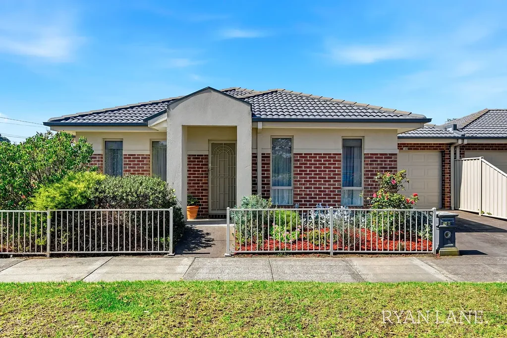 16b Hammond Street, Altona, VIC 3018