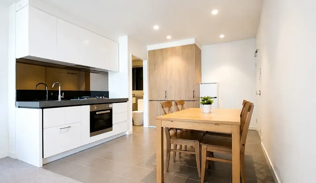 Fully Furnished 2 Bedroom, 2 Bathroom Apartment with 1 Secure Car Space