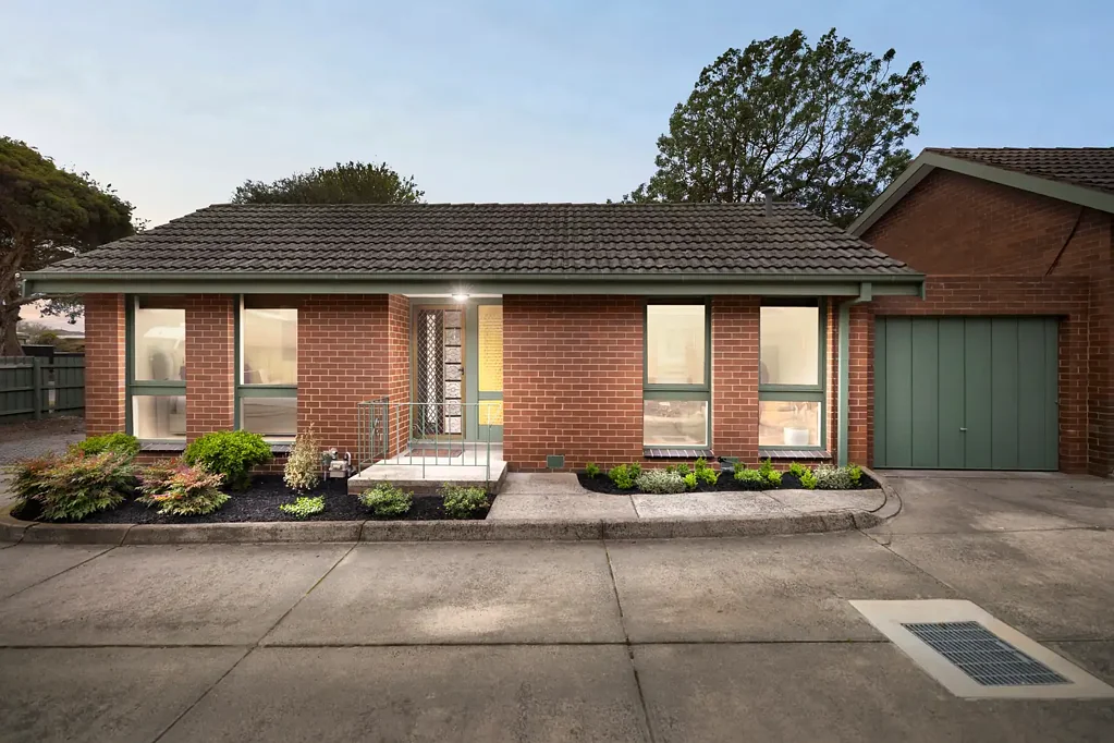 4/7 Lardner Road, Frankston, VIC 3199