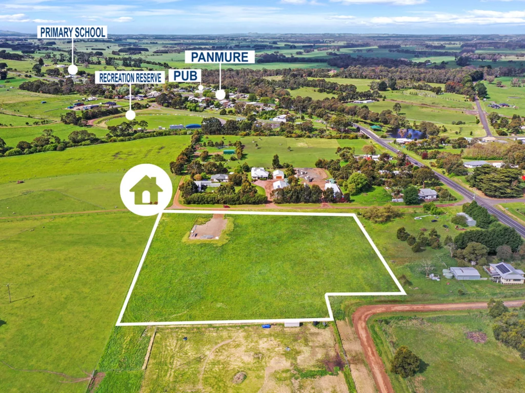Panmure 3 ACRE TOWNSHIP BLOCK WITH LOVELY RURAL OUTLOOK