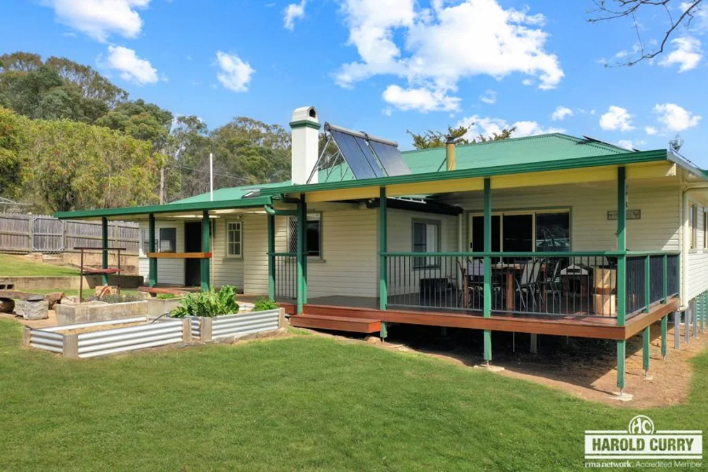 76 Derby Street, Tenterfield, NSW 2372