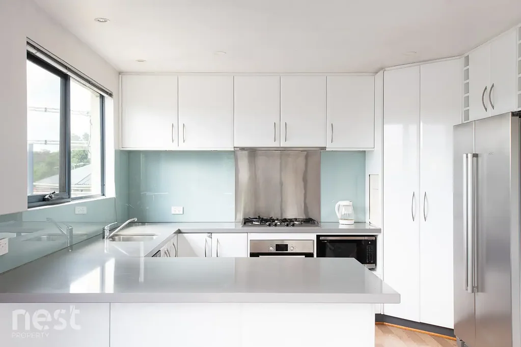 Newstead 2 Bedroom Nestled in Newstead!
