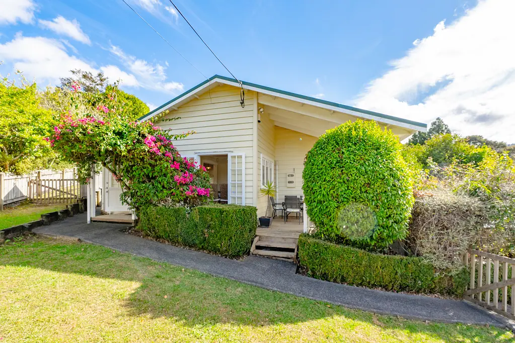 42 Mountain Road, Henderson Valley, Waitakere City, Auckland