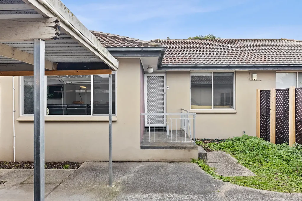Springvale South 2Phòng ngủ Stylish, Low-Maintenance Living With Plenty of Outdoor Space