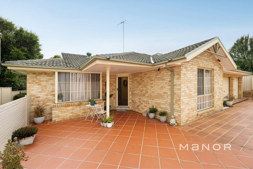 16 Blundell Circuit, Kellyville, NSW 2155