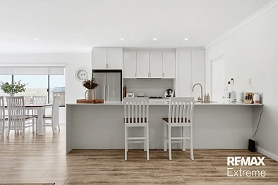 5 ZEPPELIN WAY, TAPPING WA 6065, 4 Schlafzimmer, 2 Badezimmer, House