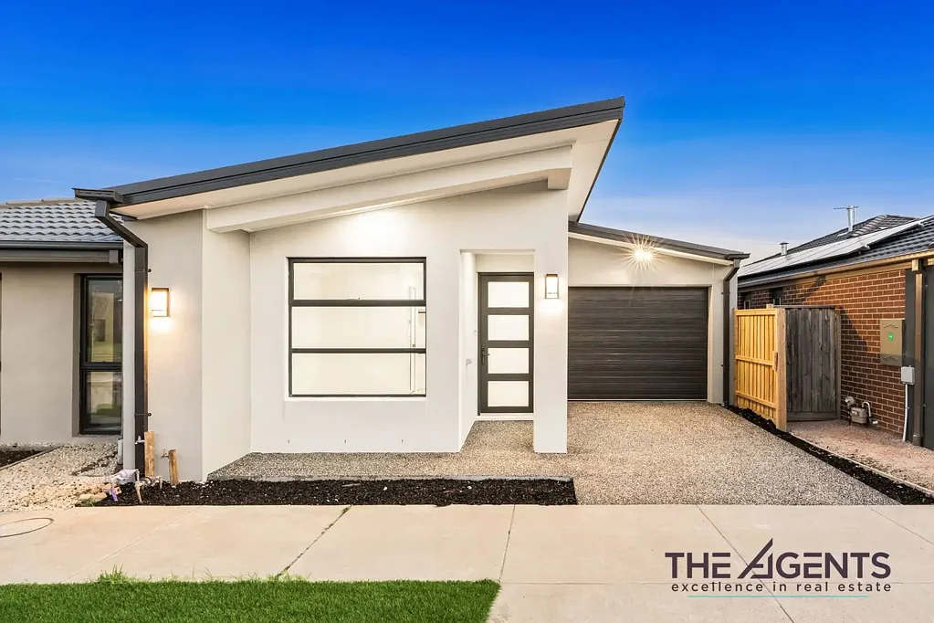 Wyndham Vale 3Phòng ngủ Brand-New Home in the Heart of Wyndham Vale - Eligible for stamp duty savings