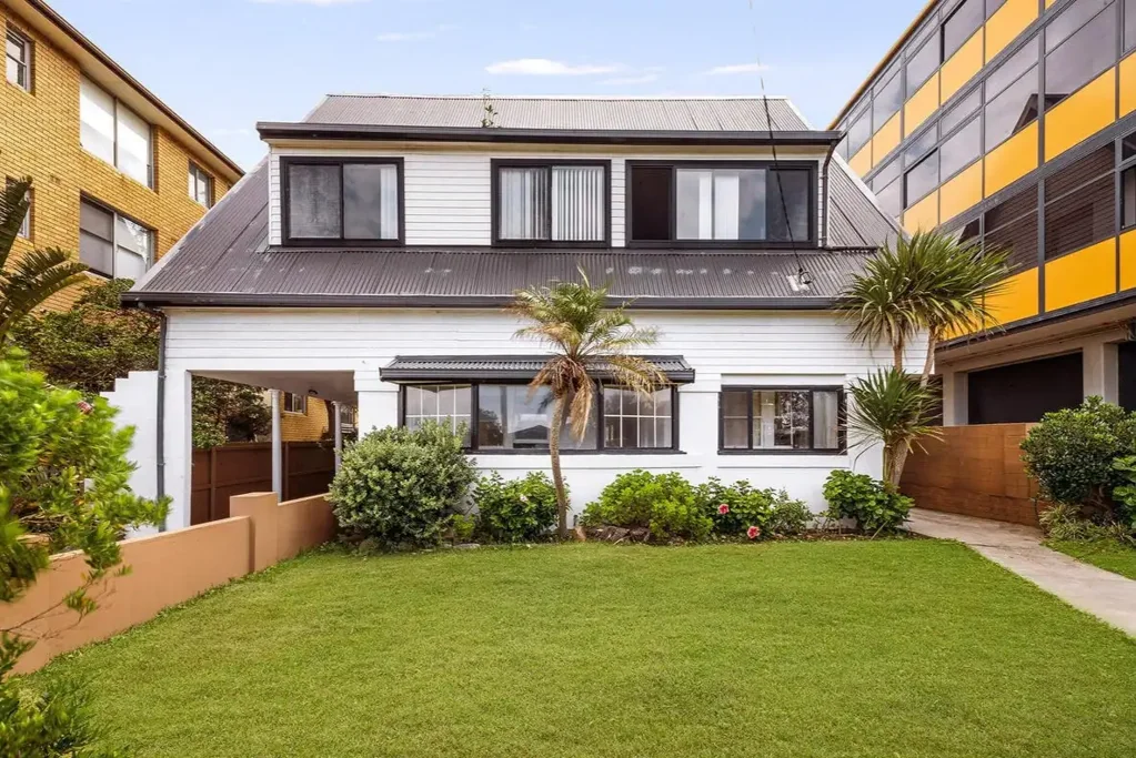 Vaucluse 5Zimmer Expansive Family Residence with Ocean Outlook & Upside