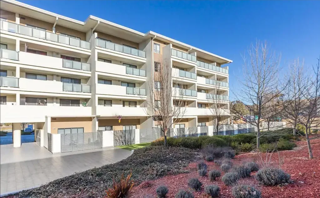 Fully Furnished Executive Apartment – Brand New Furniture & Exceptional Convenience!