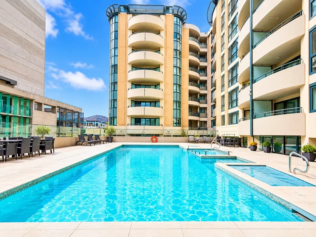 Braddon 2Kwarto Premium location. Exceptional value.