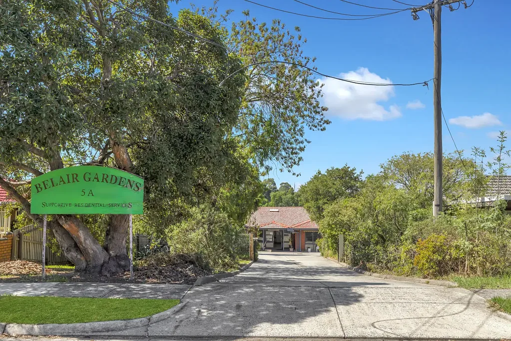 Noble Park 26कमरा SECURE LEASE RETURNING $170K+ WITH 3,268M² FUTURE POTENTIAL INVESTMENT OR DEVELOPMENT OPPORTUNITY