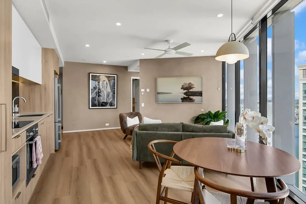 Brisbane City 1ห้องนอน Modern Luxury Fully Furnished High Level One Bedroom Apartment with Brisbane River Views