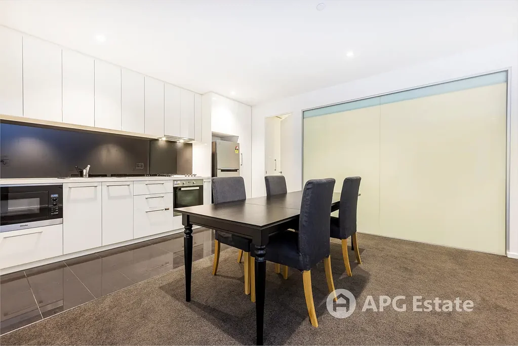 Furnished Apartment in Australis Tower – Prime CBD Location