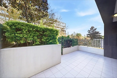 Wentworth Point 1 Slaapkamer Courtyard | Low Strata | Convenience