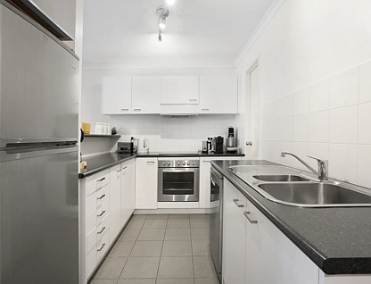 27/43-51 Giles Street, Kingston, Inner South, 2 غرف, 1 حمامات, Apartment