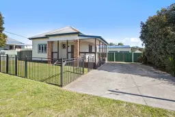 28 KLINE ST, Weston