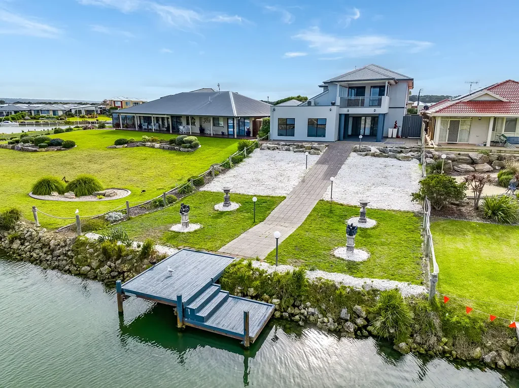 97 Britannia Parade, Hindmarsh Island, SA 5214