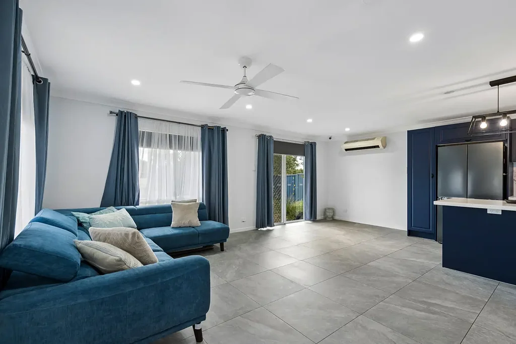 North Booval 3બેડરૂમ Stylishly Renovated, Move-In Ready & Conveniently Located