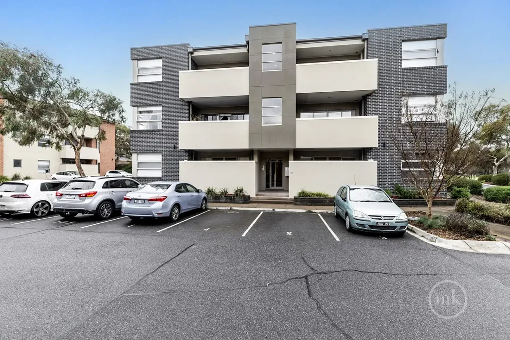 Style, Space And Convenience! - 6 Month Lease