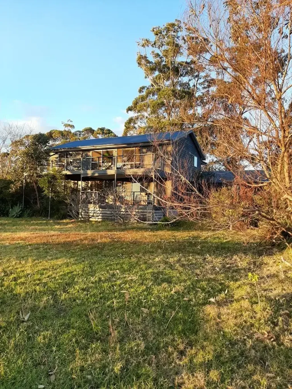 FOR RENT - Large Home & Block @ Moruya Heads