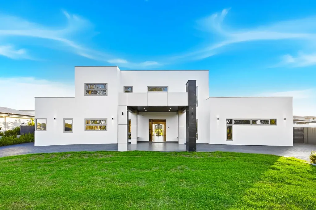 A Statement of Luxury Living on 2018sqm Block - The Ultimate Family Entertainer