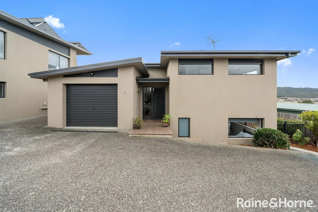 1/64 Hance Road, Howrah, TAS 7018