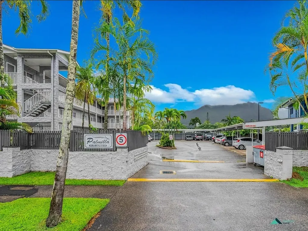Manunda 1Moenga Affordable City-Fringe Living with Investment Appeal