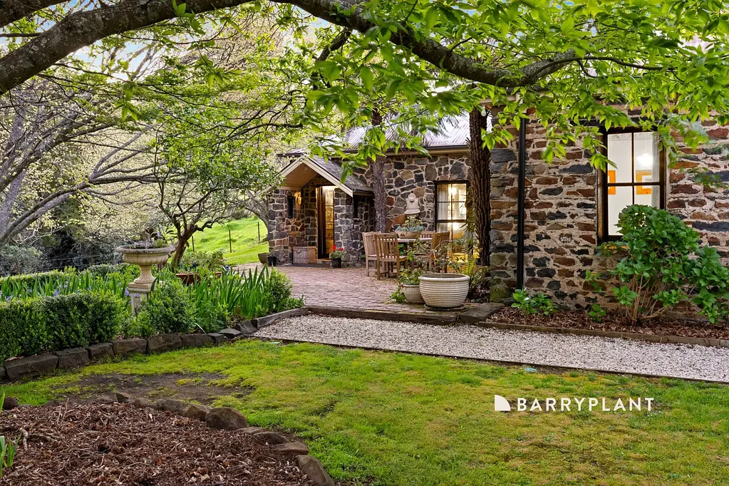 Neerim North 4房  "Fieldstone House" - The Heart of Blackwood Park, Neerim North