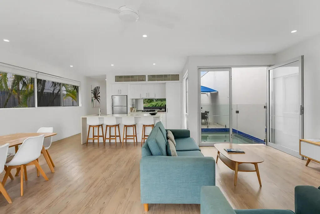 Port Douglas 3 Slaapkamer Live, Holiday or Invest in One of Port Douglas' Finest Resorts