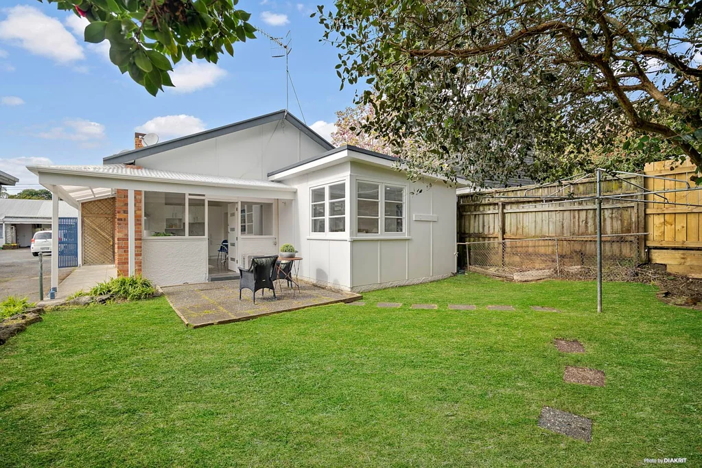 1/9 August Place, Greenlane, Auckland City, Auckland