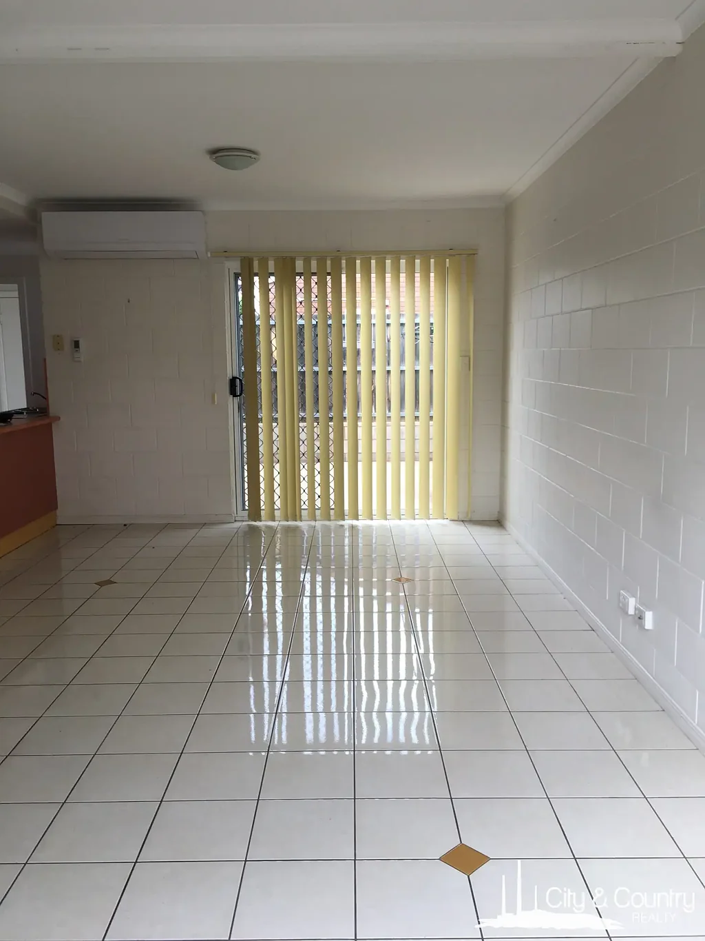 Mount Isa 2房  Standout Townhouse Living – Stylish, Spacious & Low‑Maintenance