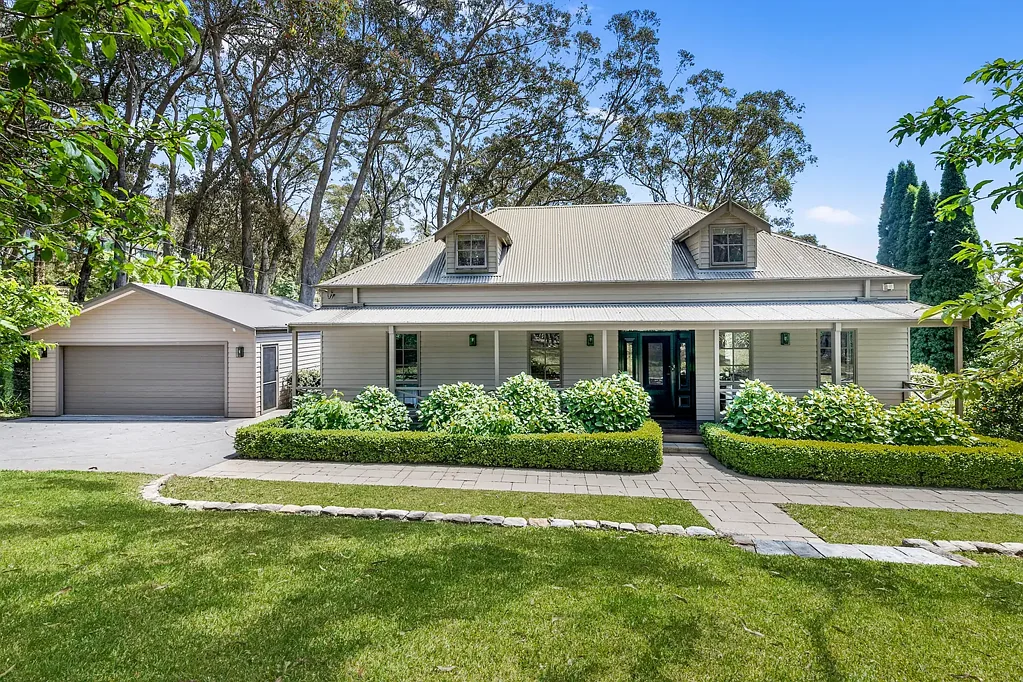 Mittagong 4Phòng ngủ Irresistible Country Elegance in a Breathtaking Mountain Setting