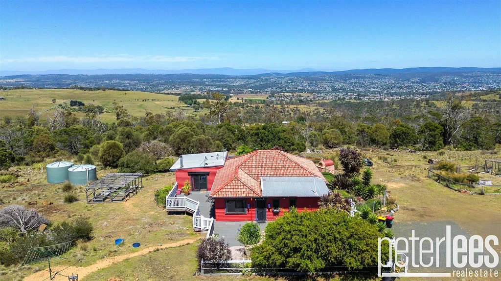 Waverley 3 Bedroom Bush Surrounds with Views of Launceston!