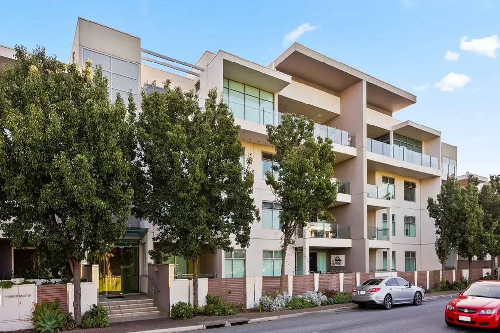 Findon 3Kwarto Embrace a Life of Comfort in a Nurturing Parkside Community