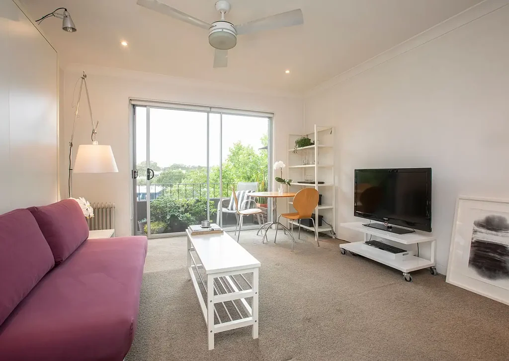 Stylish Furnished STUDIO in Prime Location