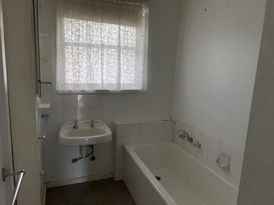 6 Logan Court, Shepparton, VIC 3630, 3 slaapkamers, 1 badkamers, House