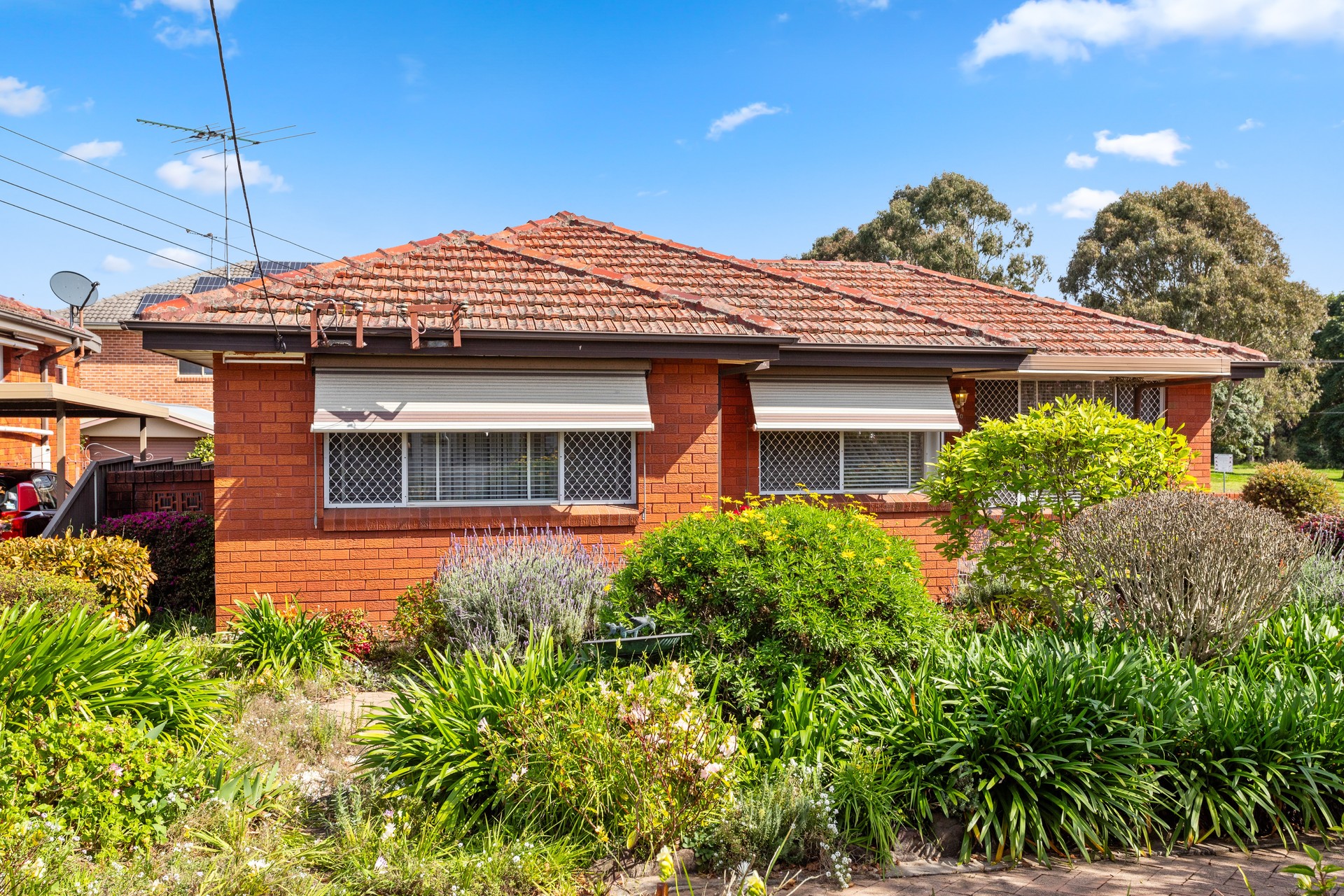 70 GRANTHAM RD, SEVEN HILLS NSW 2147, 0 Kuwarto, 0 Banyo, House