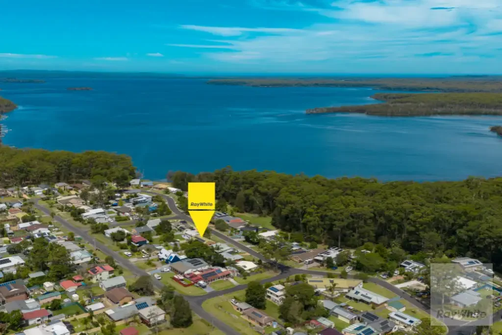 13 Watersedge Avenue, Basin View, NSW 2540