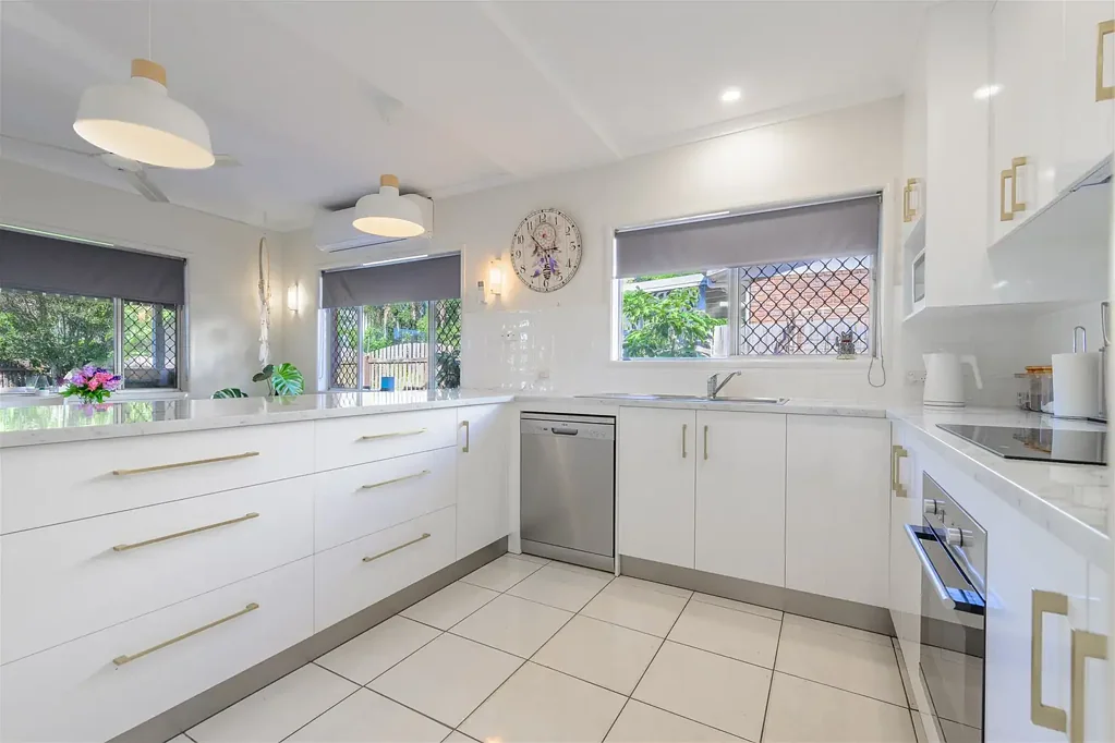 4 Ward Close, South Gladstone, QLD 4680
