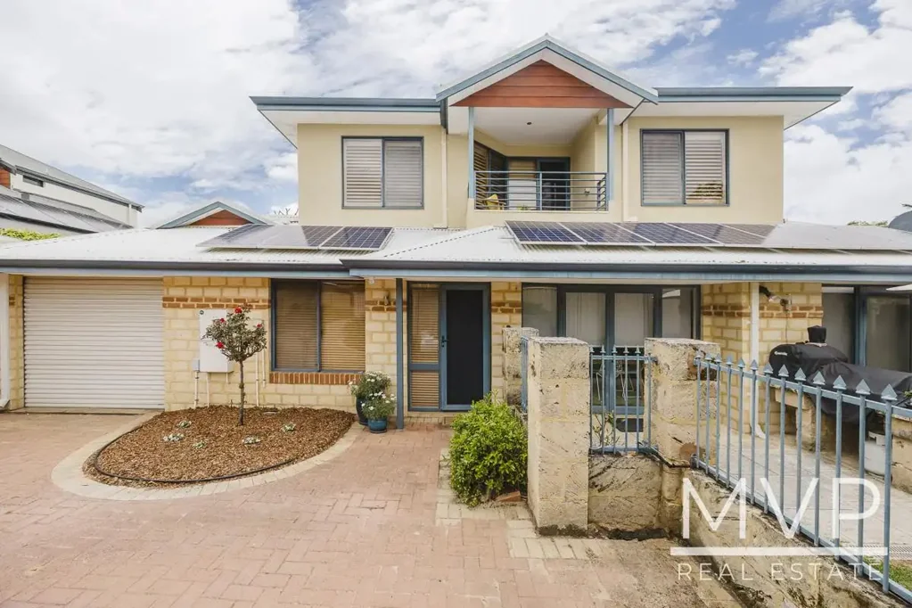 102A Kitchener Road, Alfred Cove, WA 6154