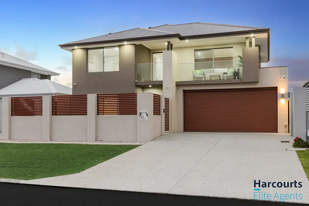 Rockingham 4 Bedroom Sophisticated Coastal Living with Designer Style